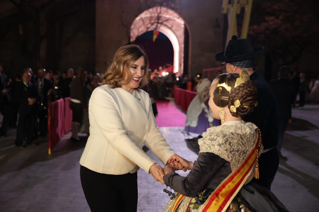 aderezos de fallera Art Antic