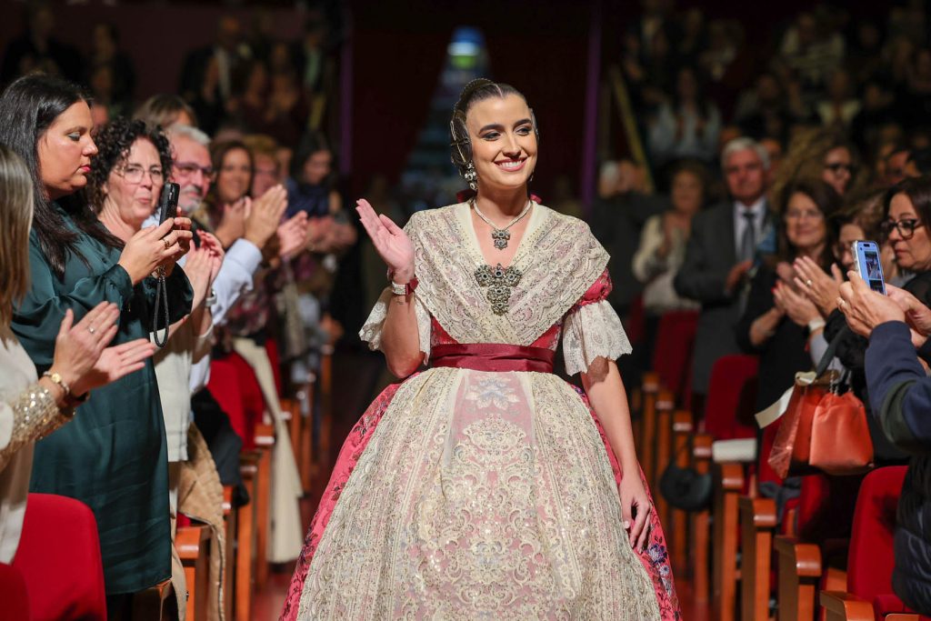 aderezos de fallera Art Antic