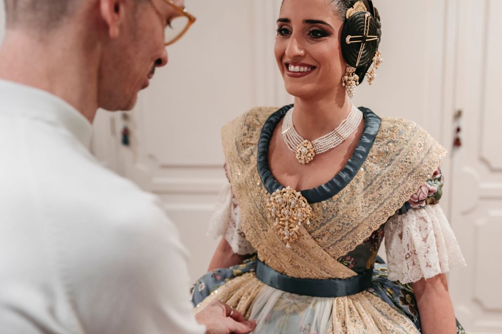 Aderezos de Fallera Art Antic