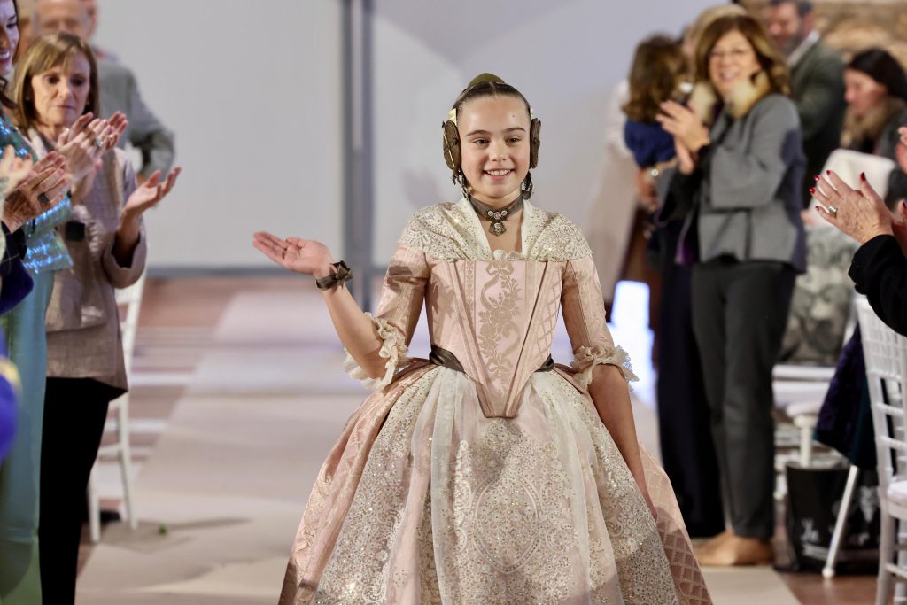 aderezos de fallera Art Antic