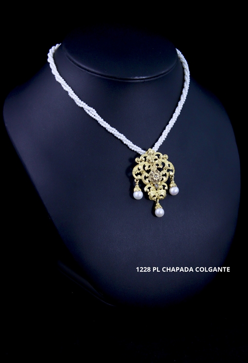 1228 Aderezos de plata